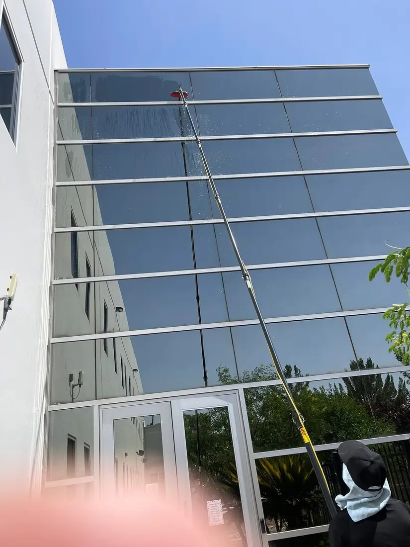 LTA cleaning exterior windows